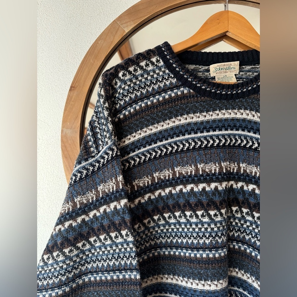 St John’s Bay Cotton Blend Crewneck Sweater Large - Picture 2 of 4